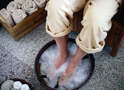 remedios para el mal olor en los pies